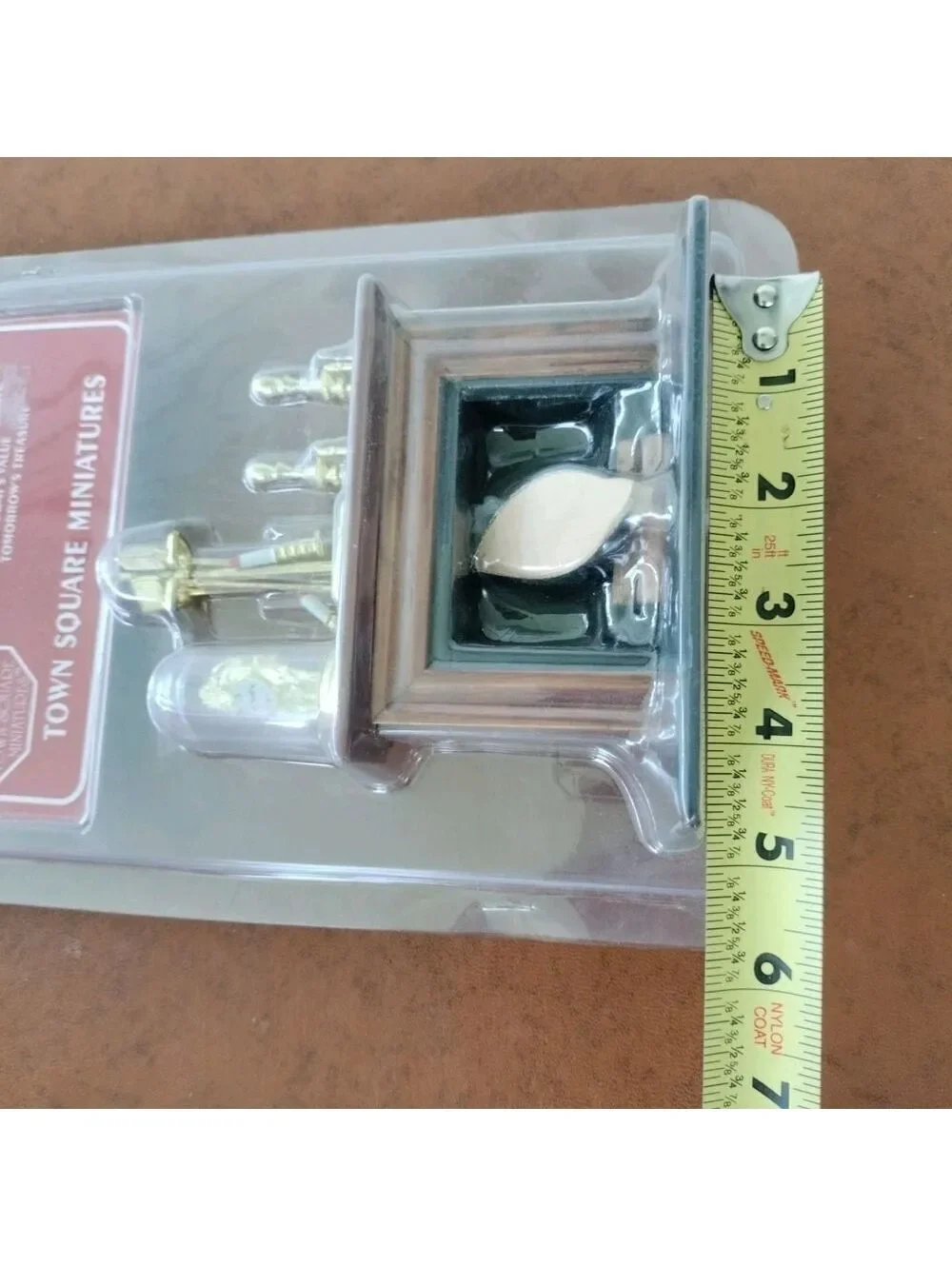 Dollhouse Fireplace Tools Mantle Clock TOWN SQUARE MINIATURES Cherry Wood NOS